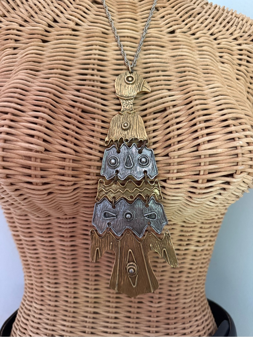 Boho vintage articulated bird Pendant Necklace in Gold & Silver Tones